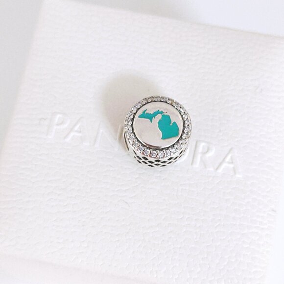 Pandora Michigan Map Lakes Exclusive Bead Charm S925 Silver with box - Picture 8 of 8